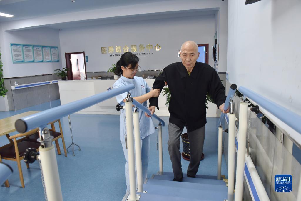 万君豪棋牌